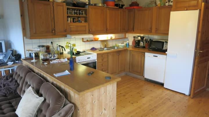 Homestay Airbnb And At Postvegen 95